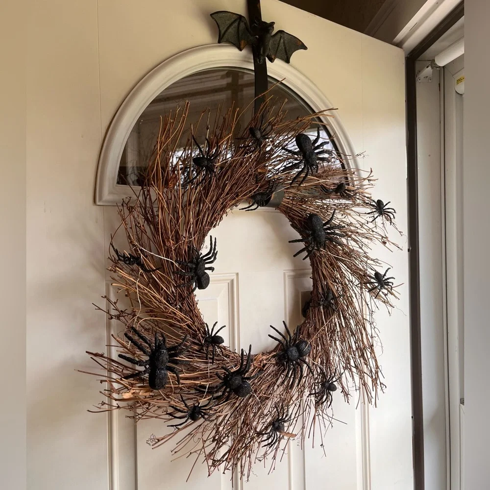 Halloween Twiggy Rattan Branchy Spider Wreath LED Light-up Lit 25” Decor 🕸️